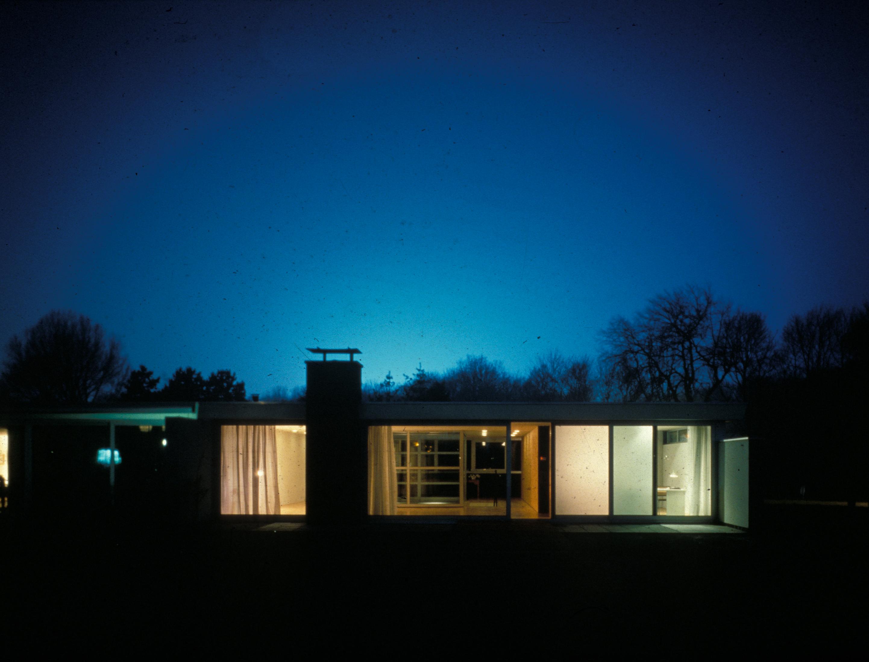 荷兰坡地别墅-1