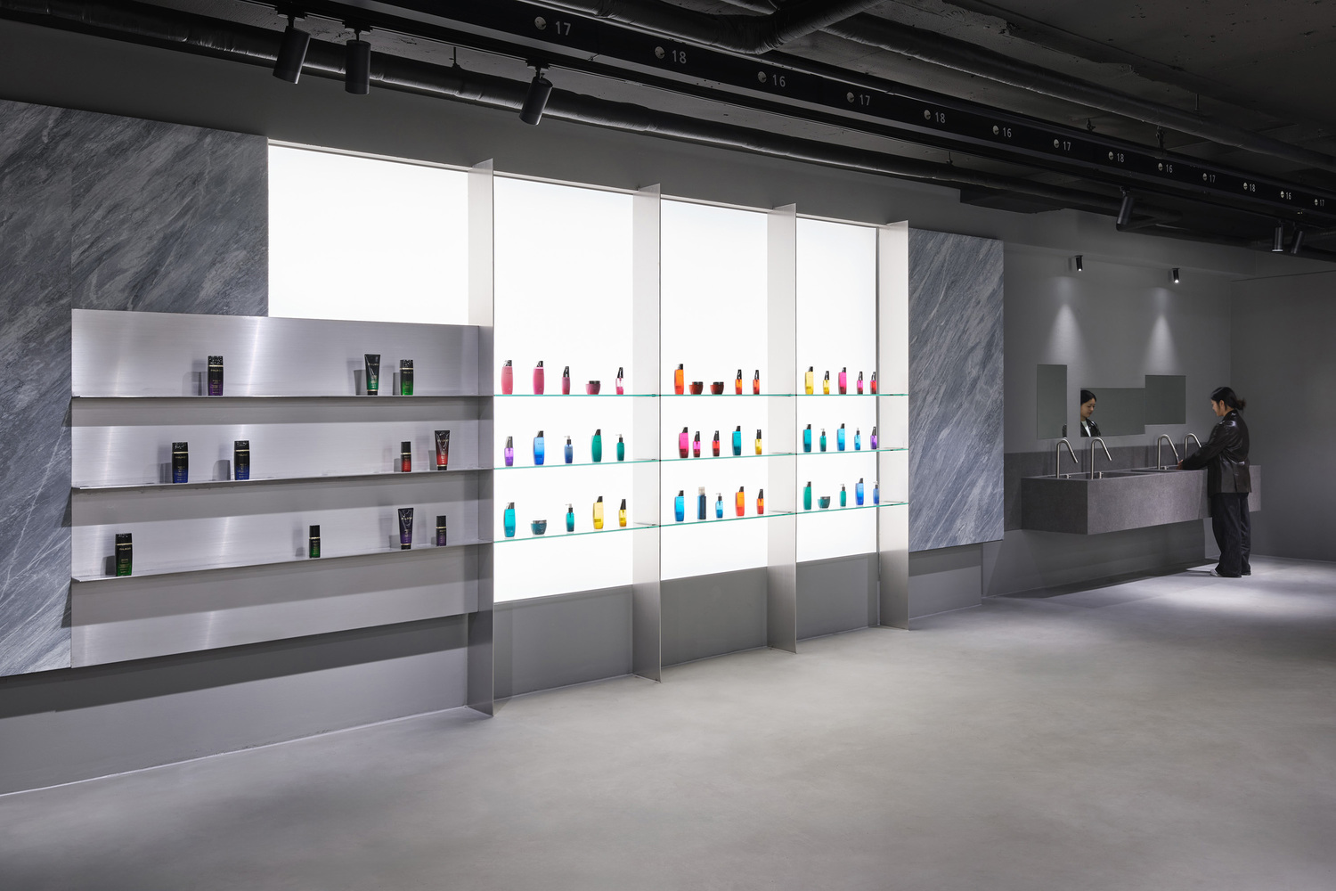 韩国米尔邦展厅-18