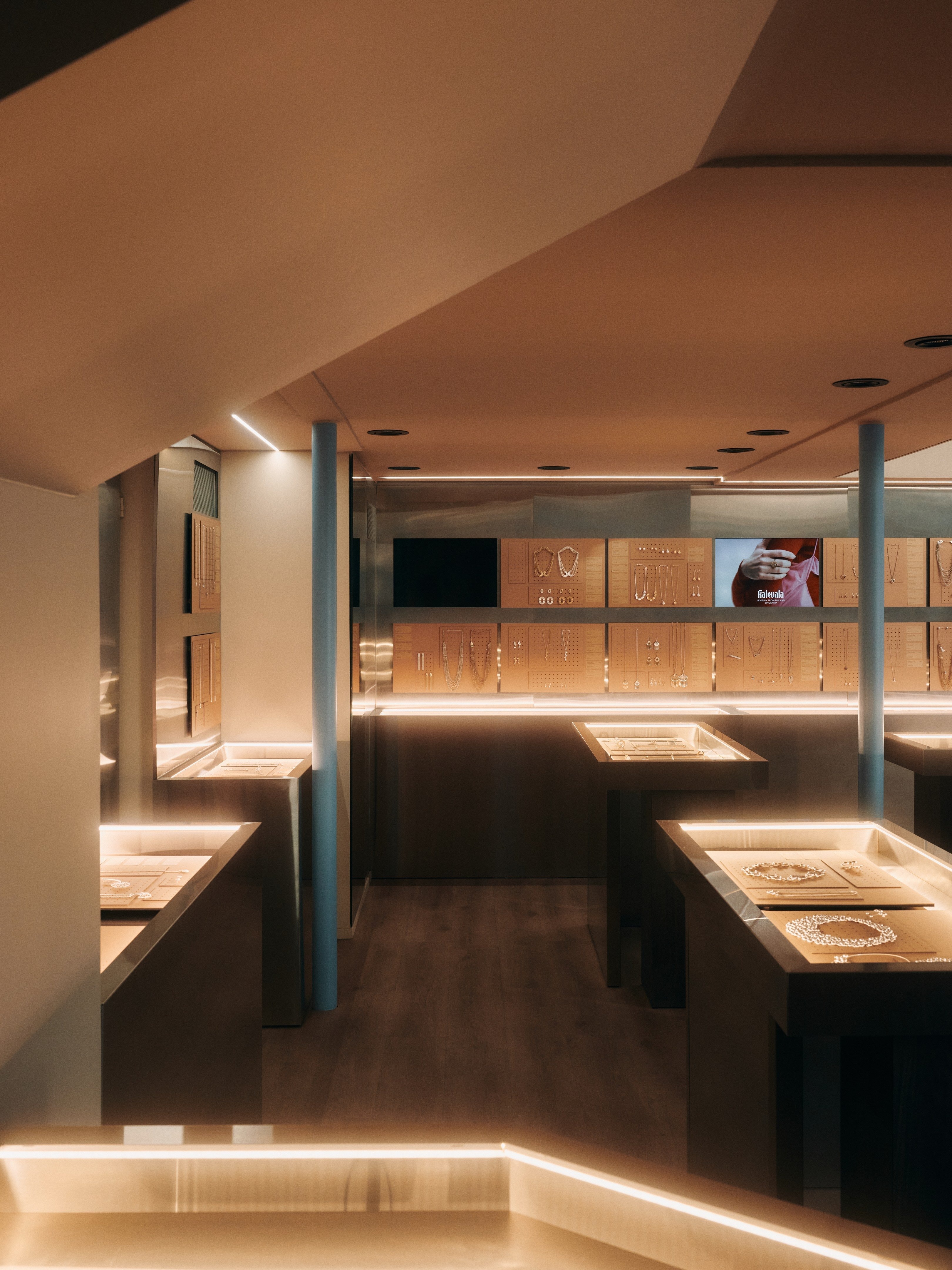 芬兰 Kalevala 旗舰店丨芬兰赫尔辛基丨Yatofu Creatives-24