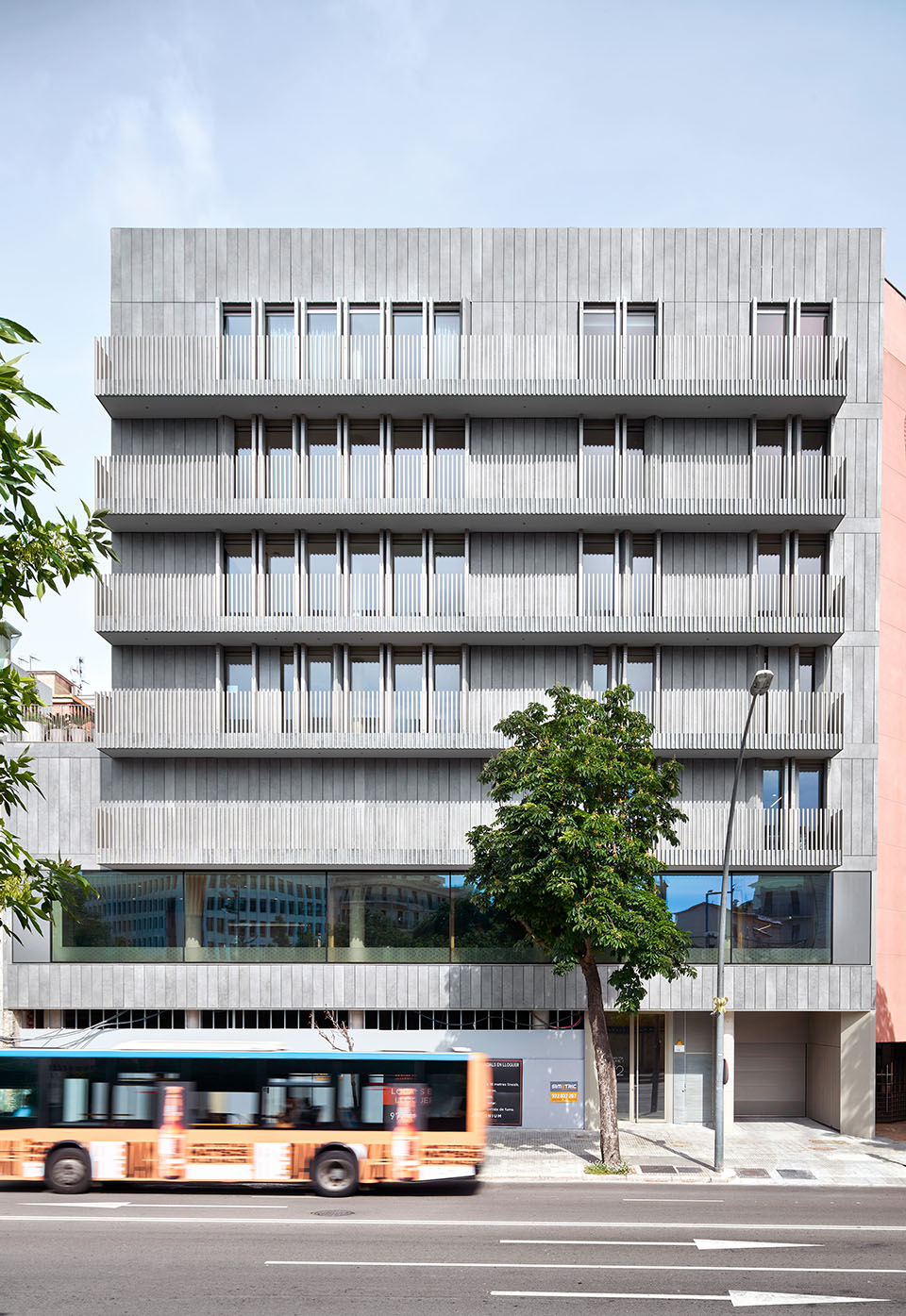 公寓楼丨西班牙赫罗纳-6