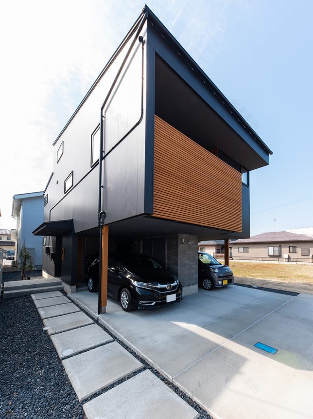 公園に向かい,浮かぶように佇むくつろぎの2階リビング丨加藤淳一級建築士事務所-7