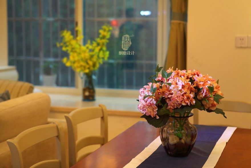 华南理工“莘莘学府”绿荫下 | 旧房翻新成美式乡村风-28