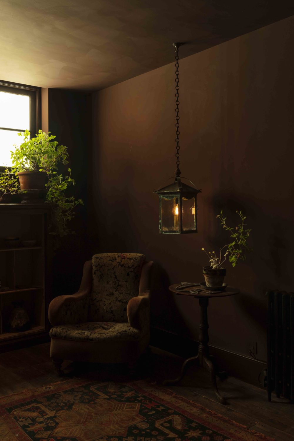 伊索剑桥店（注：Aesop是知名护肤品牌伊索，这里推测CAMBRIDGE可能指剑桥这个地方，结合语境常见表达可能是伊索在剑桥的门店等，若不是该语境请提供更多信息） 丨英国剑桥丨James Plumb-14