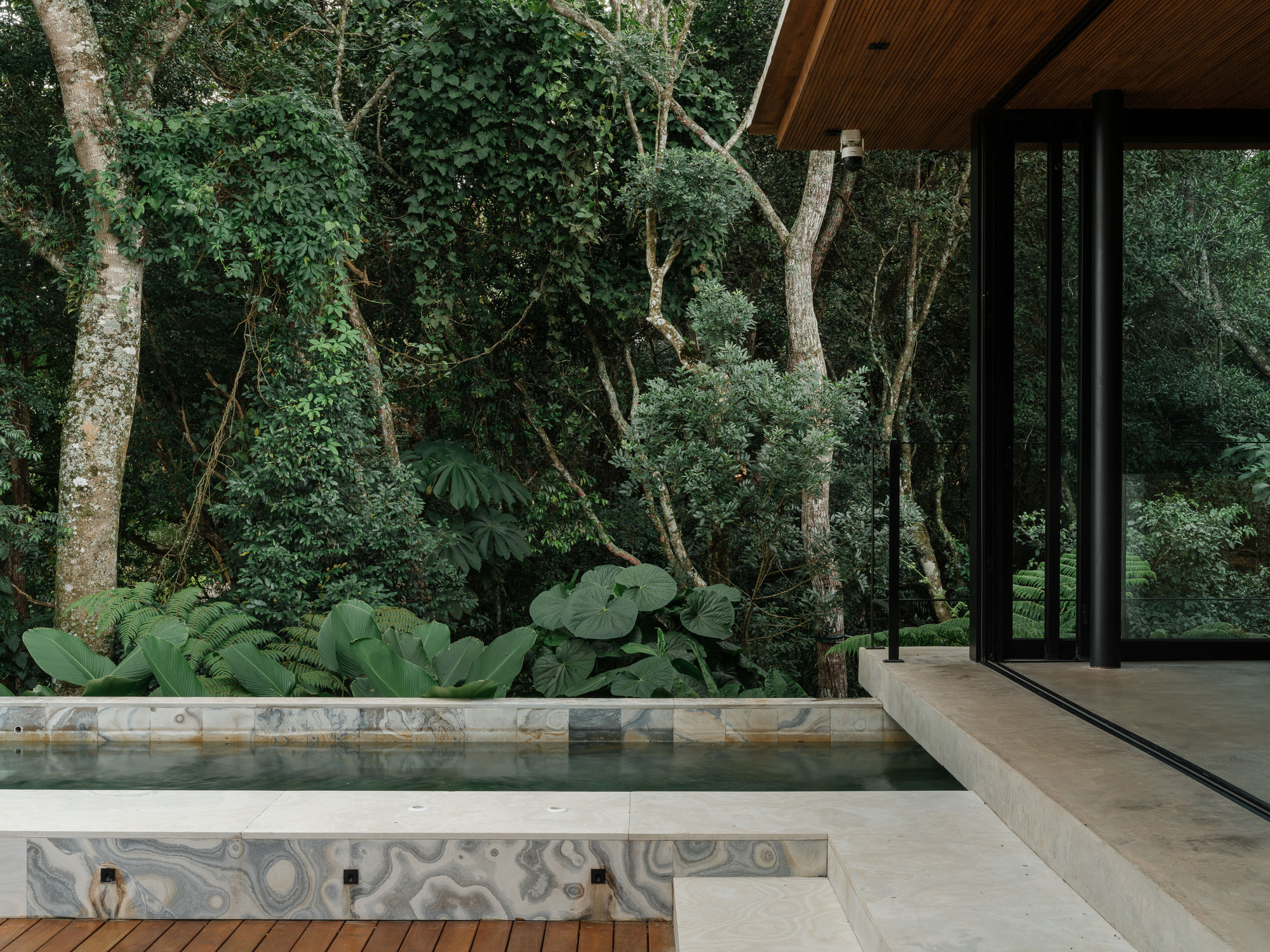 瓜普拉武斯宅邸丨巴西圣保罗丨Cornetta Arquitetura-32