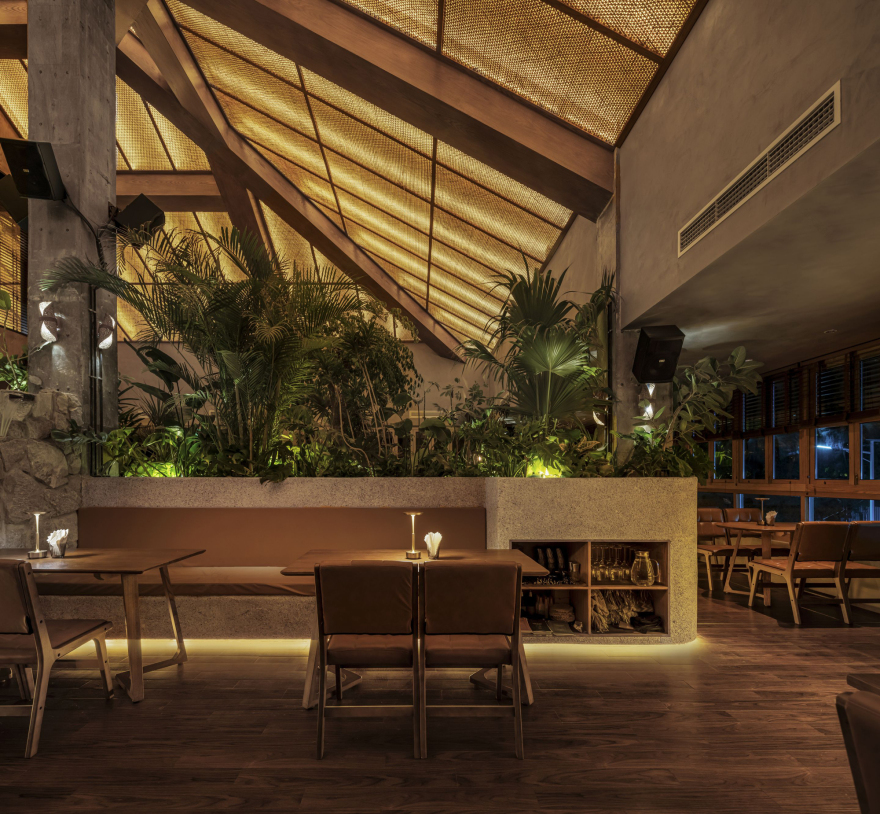 The Bond by hide&seek Bar & Restaurant / DAGA Architects-31