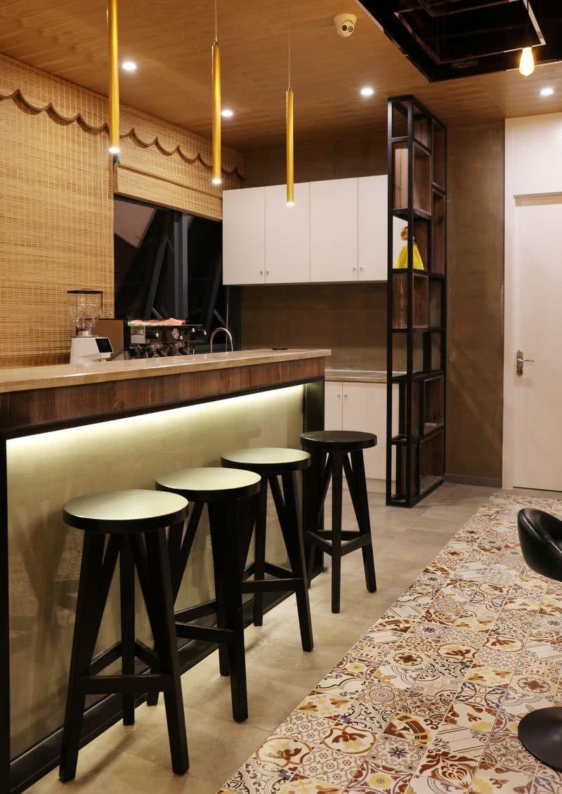 乔宣咖啡 | 工业复古风格的迷你学习空间-12