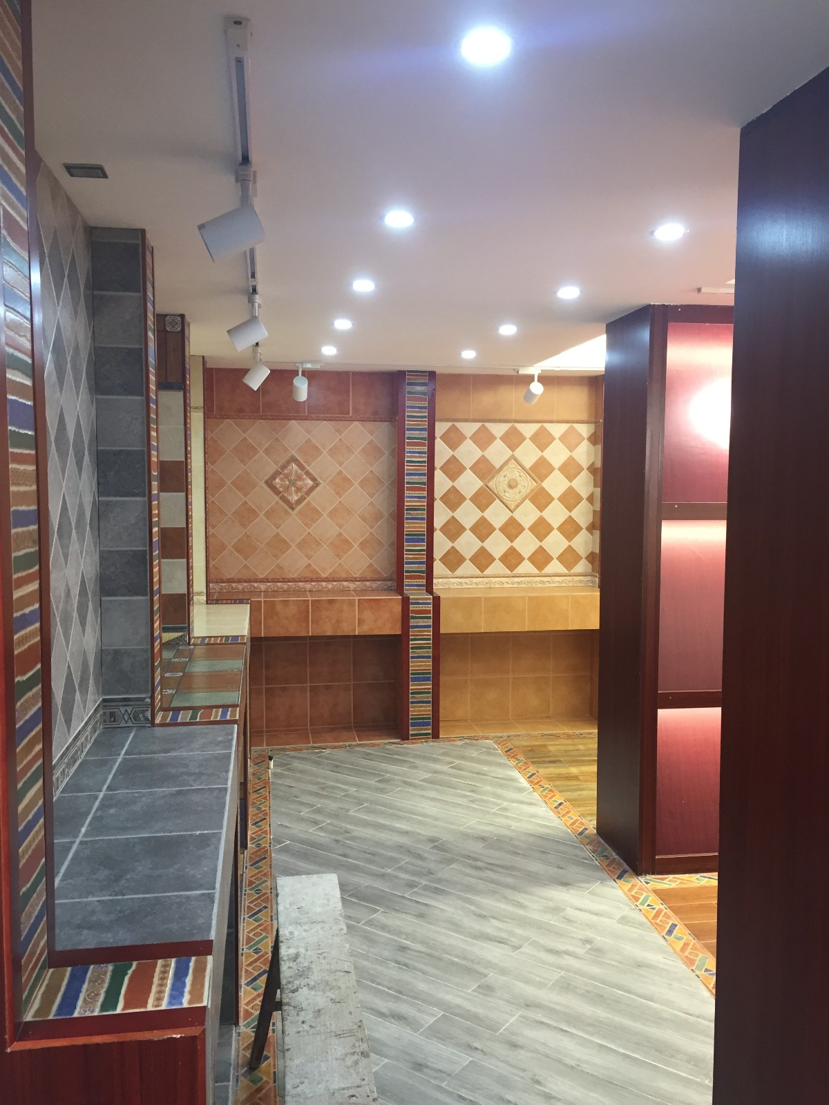 莫斯卡陶瓷展厅装修实景案例-10