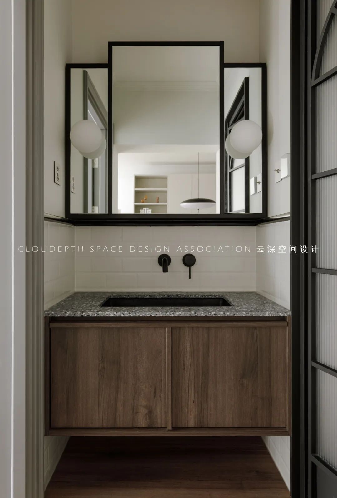 “老破小”蜕变复古老公寓-35