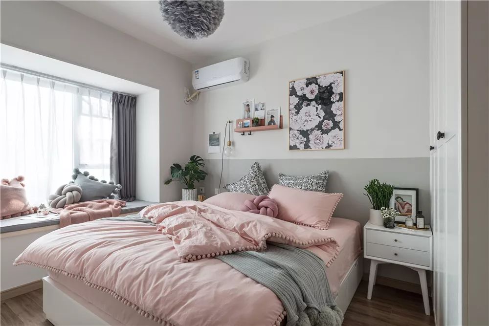 90 后女生 70㎡北欧轻奢小窝,墨绿++ 黄铜演绎精致生活-61