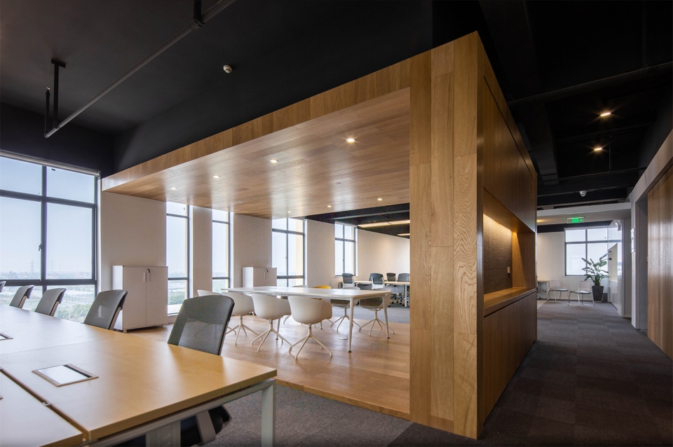 虹越电商办公室-40