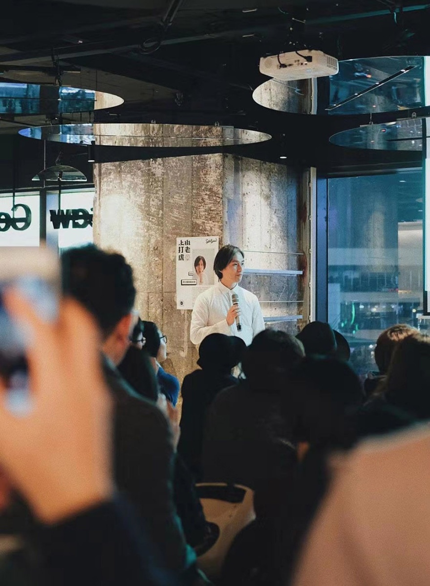 上海 SEESAW COFFEE 店 | 繁忙十字路口的休闲空间-81