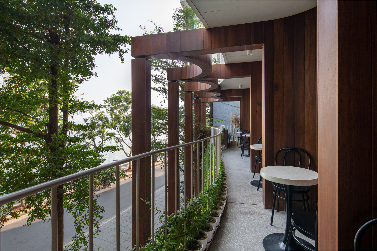 Bonjour Cafe设计丨越南河内丨Comma Studio-28