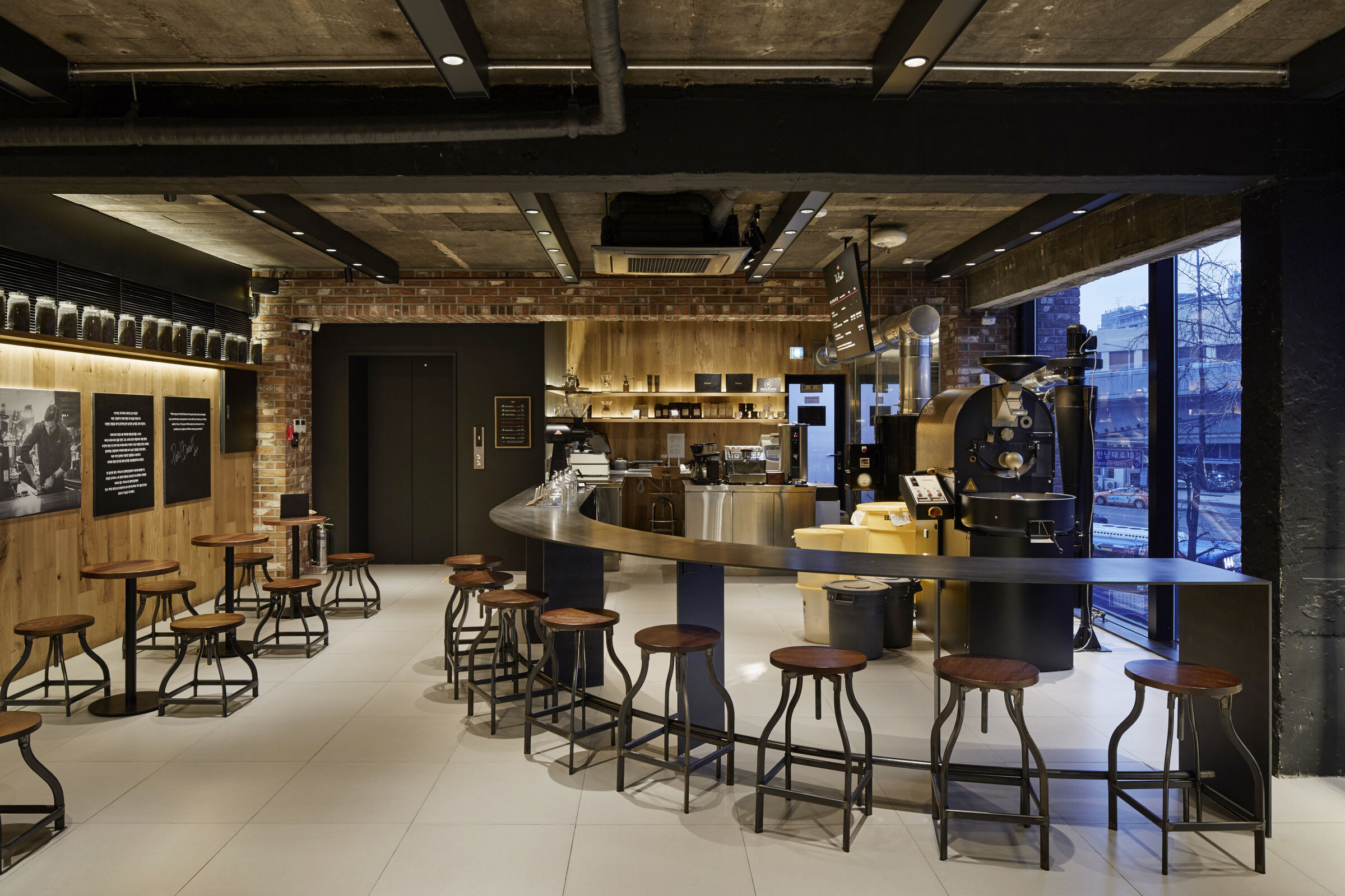 首尔 Paul Bassett 旗舰店-12