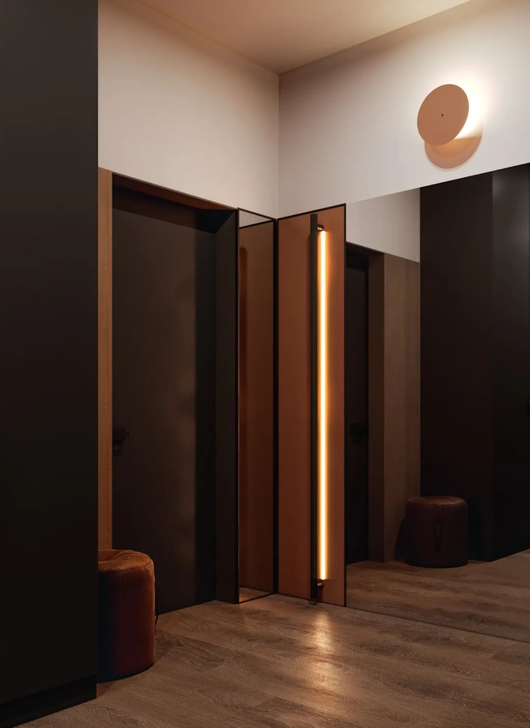 充满现代简约风的住宅-14