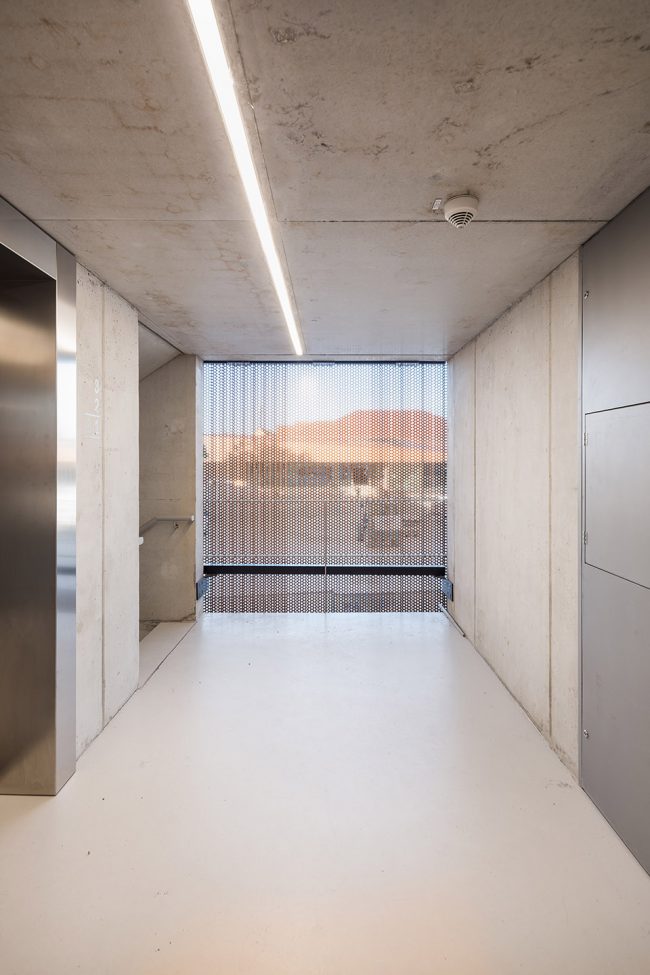 Inselhalle Lindau停车场-14