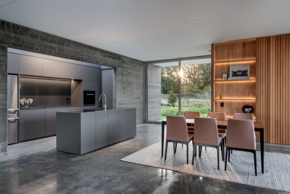 新西兰度假别墅“飞马之家” · 极简主义与自然融合的设计-19