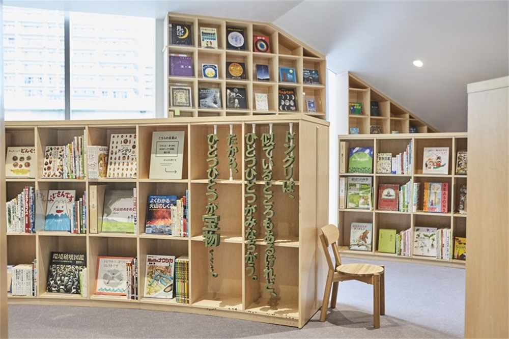 日本「儿童书本森林 中之岛」书店-13