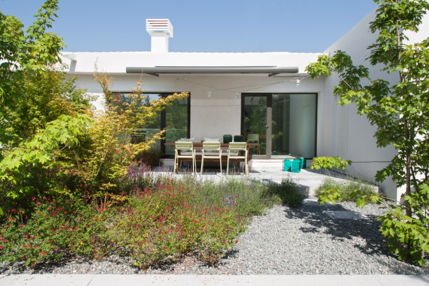 1980 年代住宅的现代翻新-27