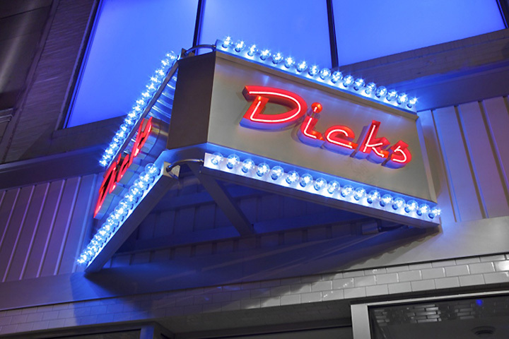 Dick’s Pizza & Pleasure披萨店设计丨美国密尔沃基丨SLICK + DESIGN公司,芝加哥设计师-26