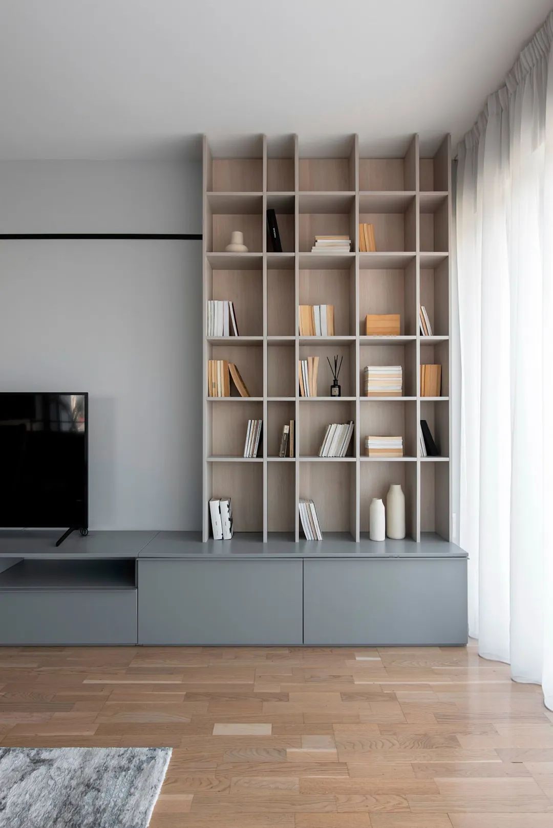 布加勒斯特 CityZen 现代简约出租公寓设计-4