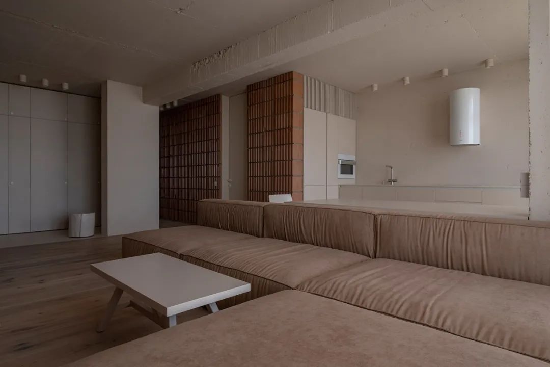 裸墙温润，陶砖创意——313 Block`s 公寓设计-36