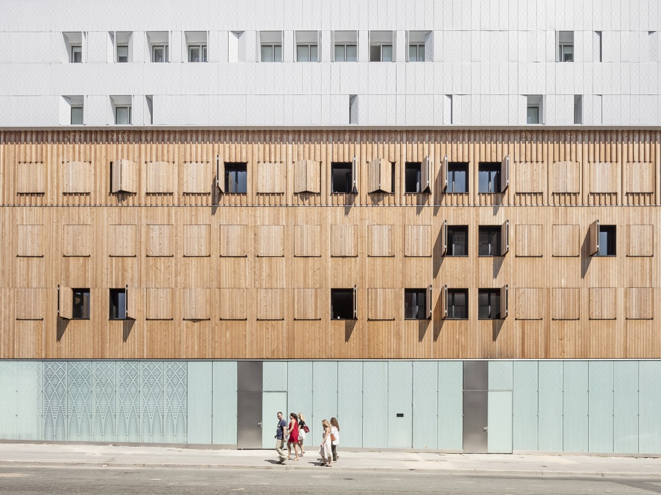 巴黎 Simone Veil 学生宿舍楼，融入城市环境的清晰建筑表达-17