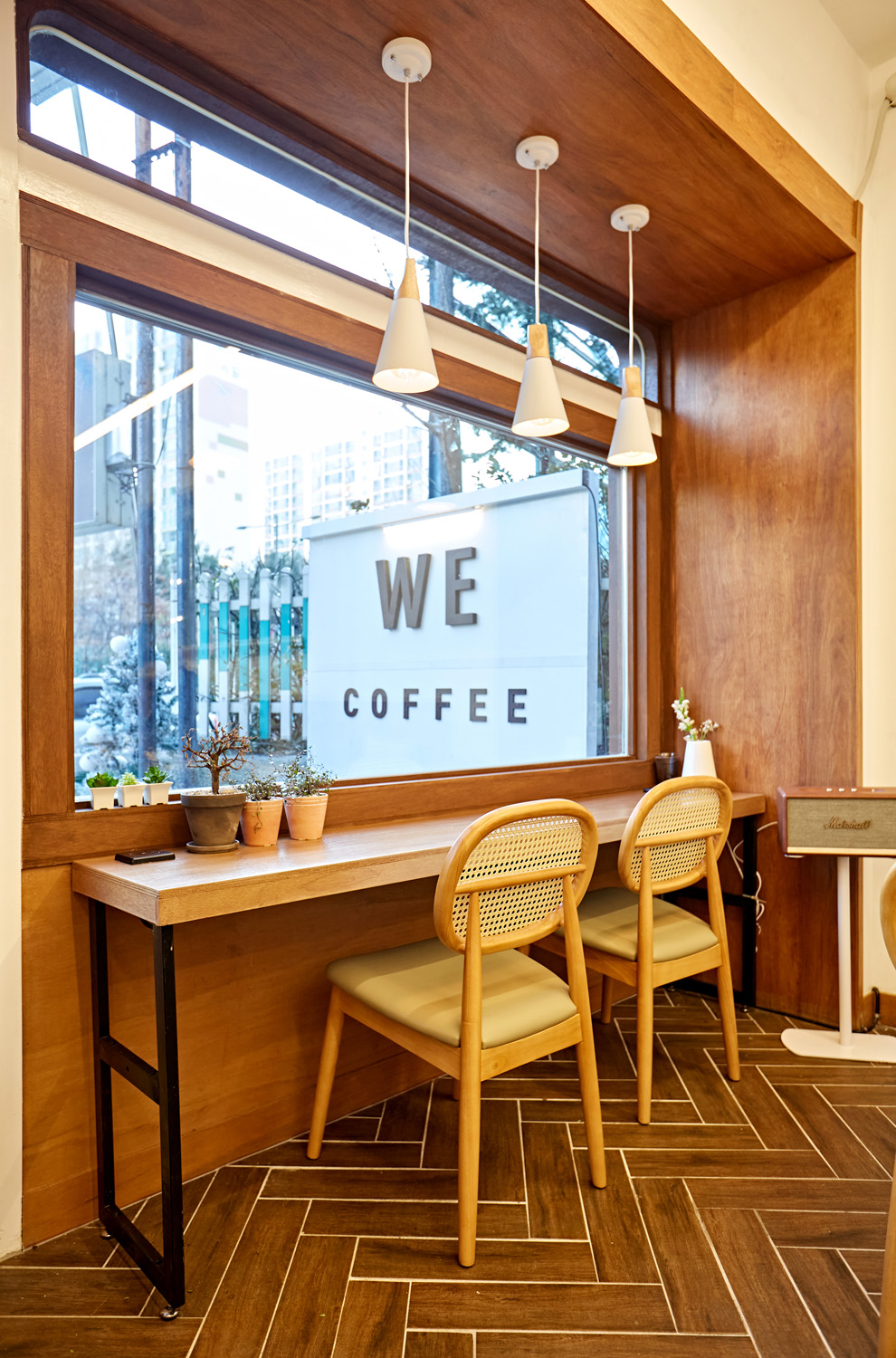 简约白色调 8 坪咖啡厅设计-16