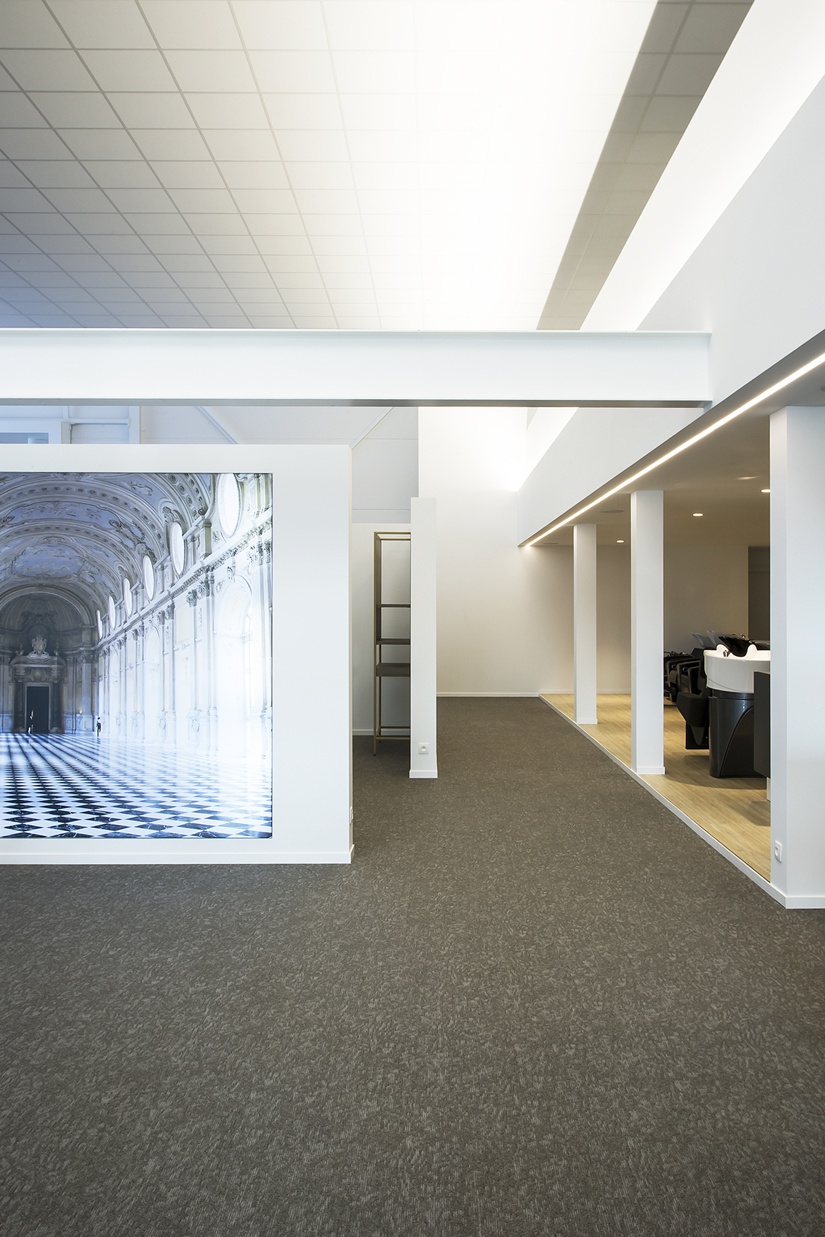 2017 年建成的 1628 展览中心室内设计解读-8