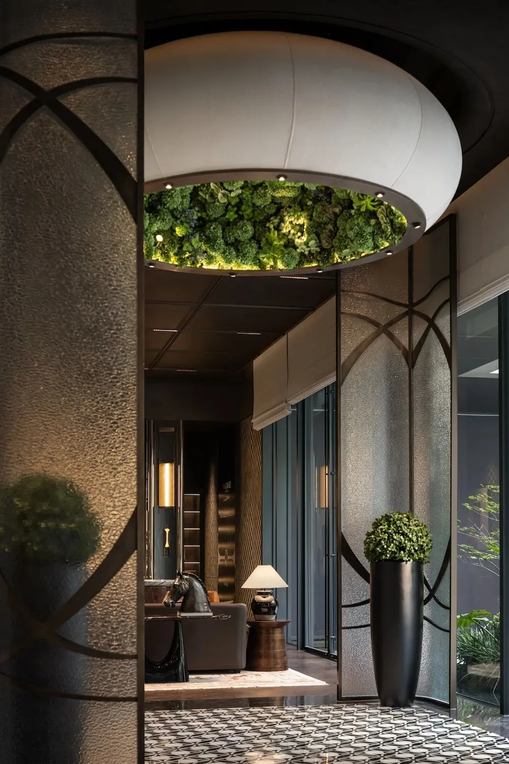 1200㎡豪宅天花板，把花园搬进家！-59