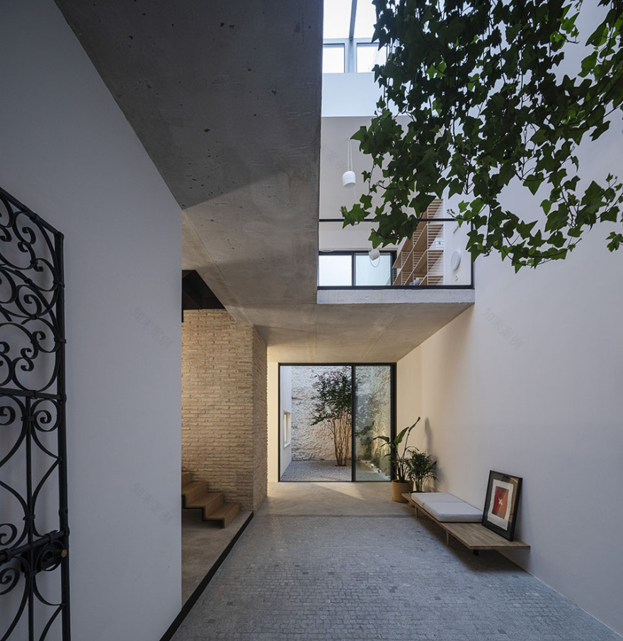 塞维利亚废墟中的 MM16 住宅重生丨西班牙塞维利亚-34