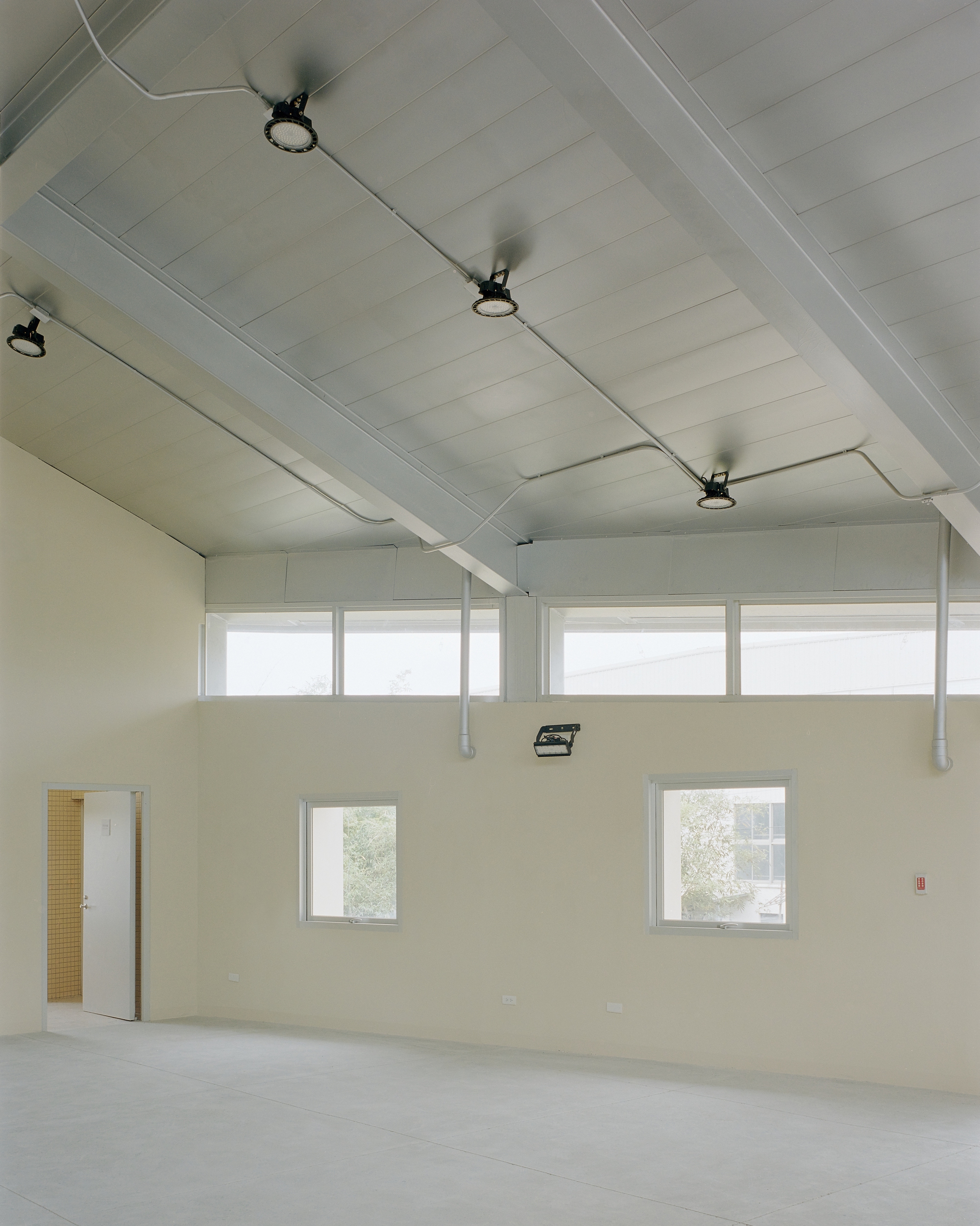 Hilltop House / Office Archipel-29