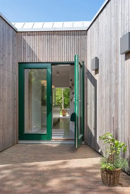 北欧极简主义建筑师的世外桃源-19