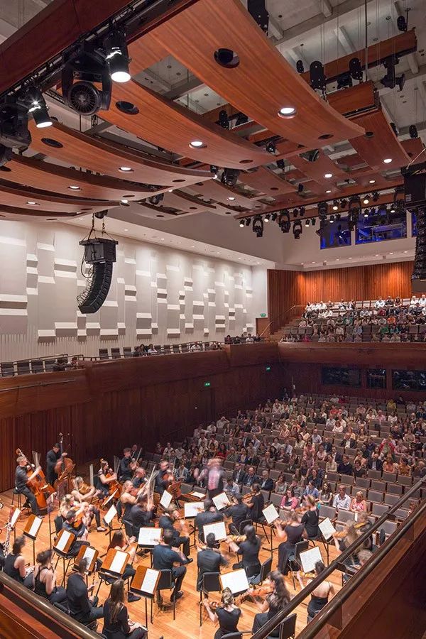 英国两大艺术剧院 | 唐卡斯特 Cast 与伦敦 Tara 艺术剧院-70