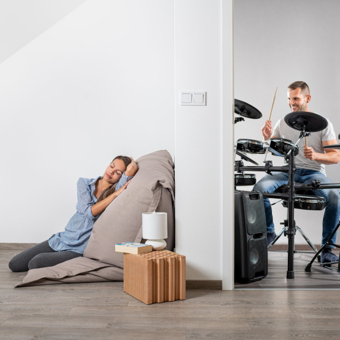 布尔诺绿山原城市蓄水池历史供水区域重建丨捷克丨David Prudík 建筑师工作室-19