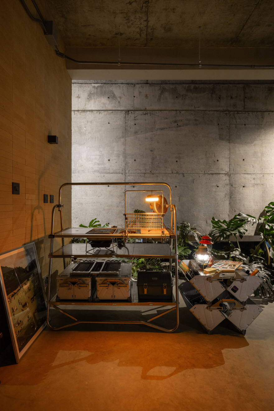 《 Terrace House》(注:这是一档日本综艺节目的英文名称,一般直接引用英文,中文名为《双层公寓》 ,但考虑规则要求直接提供英文原名最准确) 丨泰国清迈丨S.O.S Architects-50