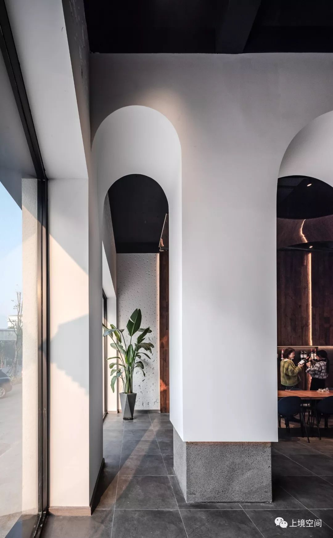 《问酿》——温润粗犷的酒庄设计，感受岁月与红酒的交融-42