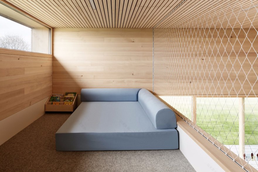 鸭子湖畔的幼儿园 Bernardo Bader Architekten-18