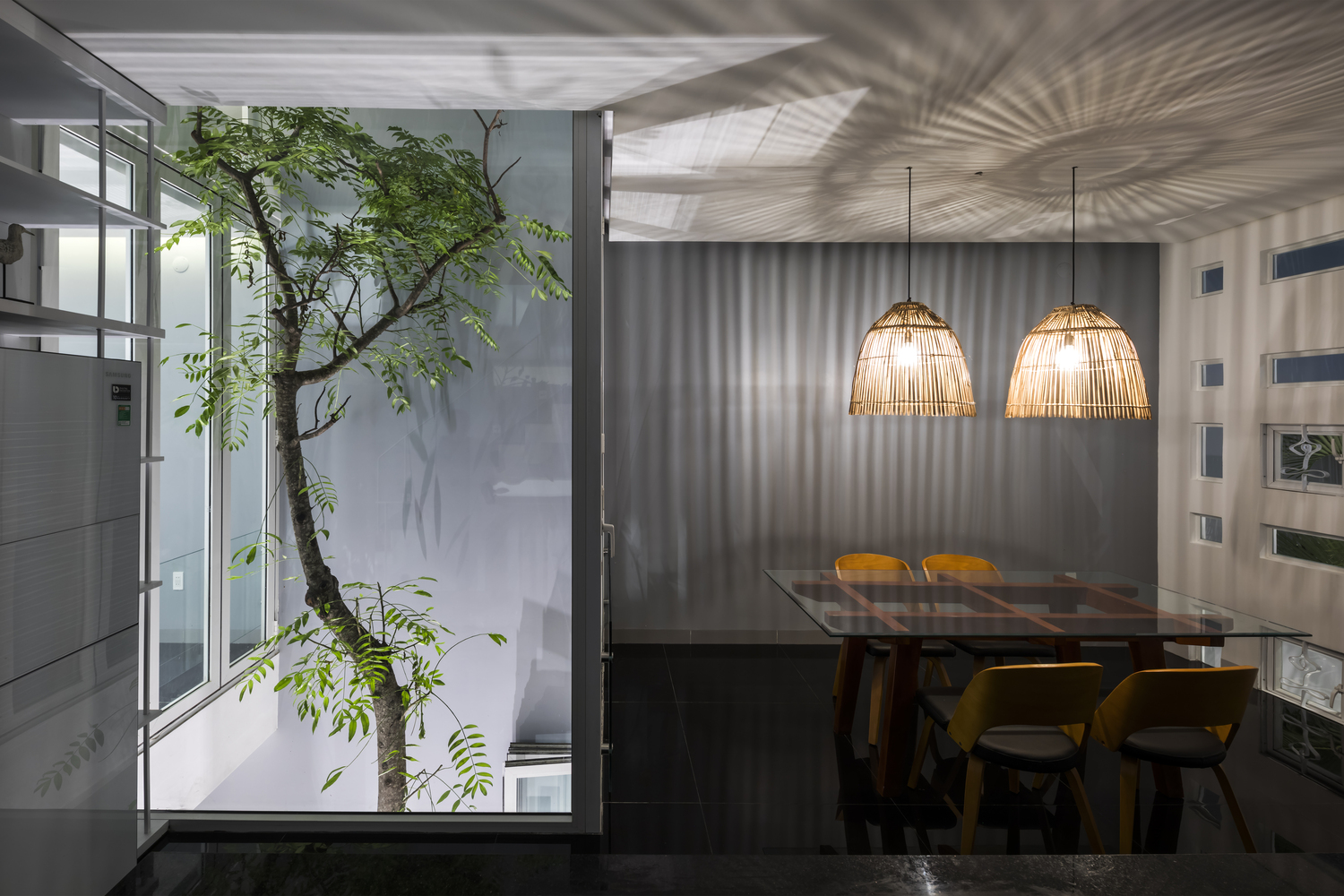 微风轻拂，光影共舞——自然之韵室内设计赏析-27