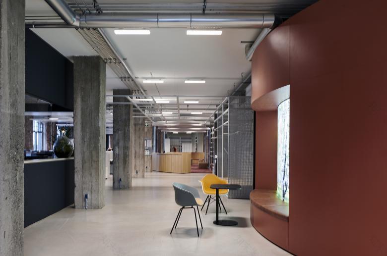 Birkenstock 总部 Halle 12 室内设计丨德国科隆-12