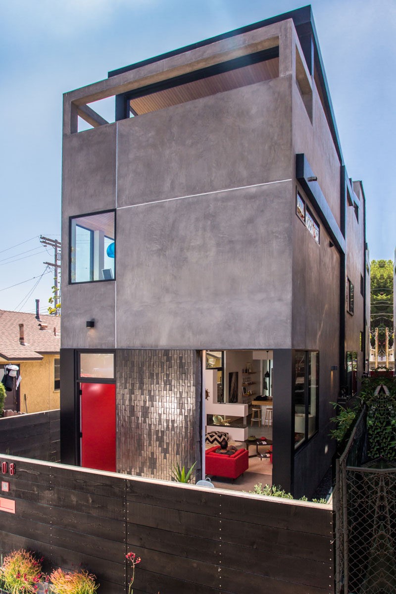 洛杉矶：一个穿着深色灰泥和瓷砖的新房子来到了这里-4