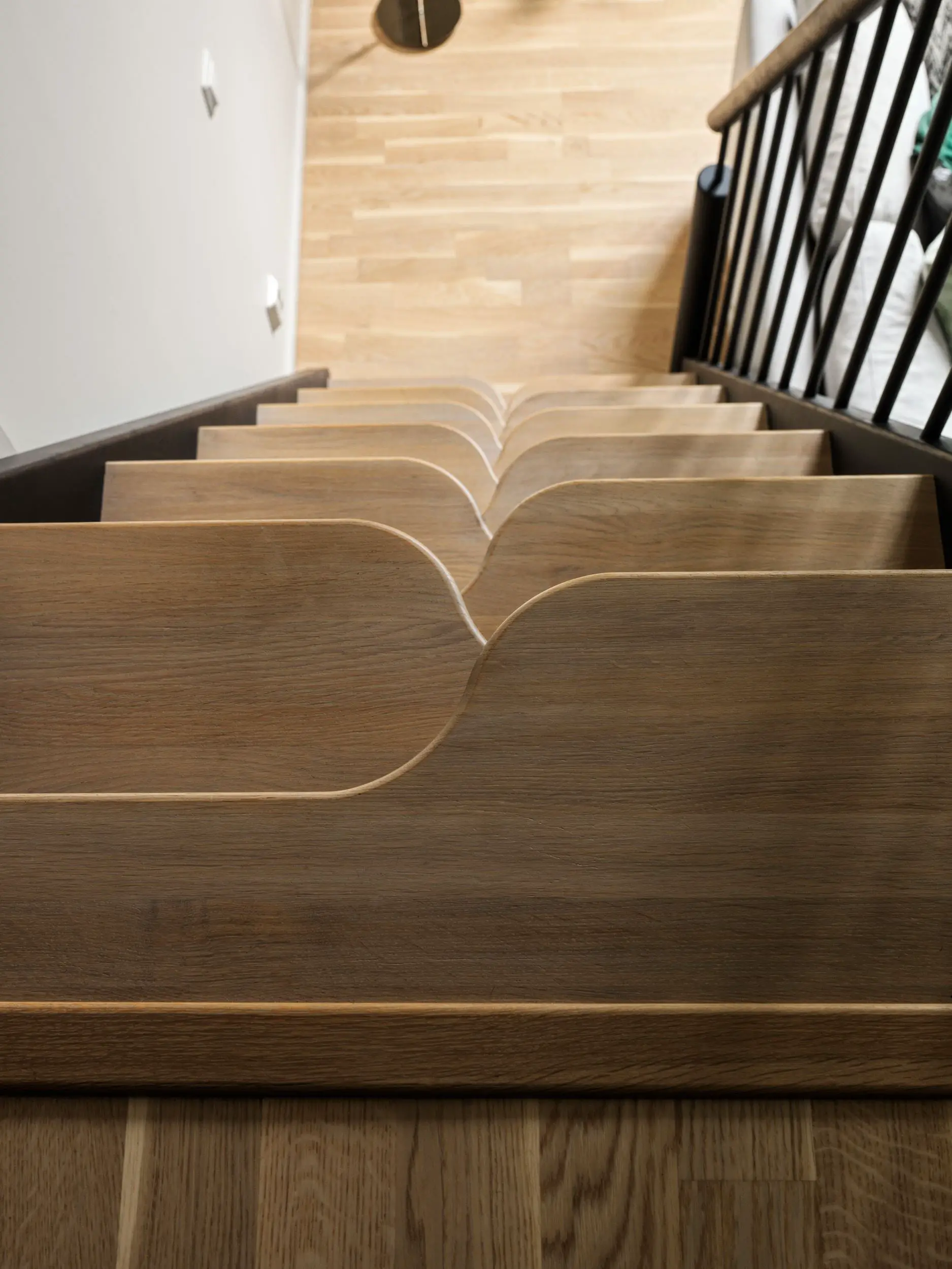 瑞典工业风迷你复式小 loft，绿色点缀完美空间-20