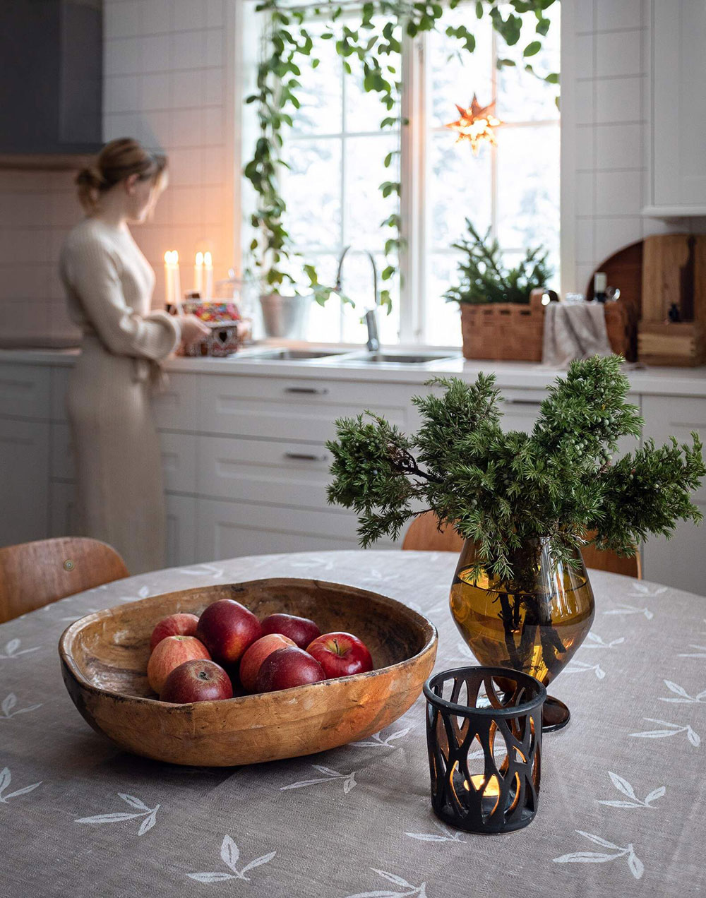 瑞典 19 世纪旧教堂的冬季童话之家-8