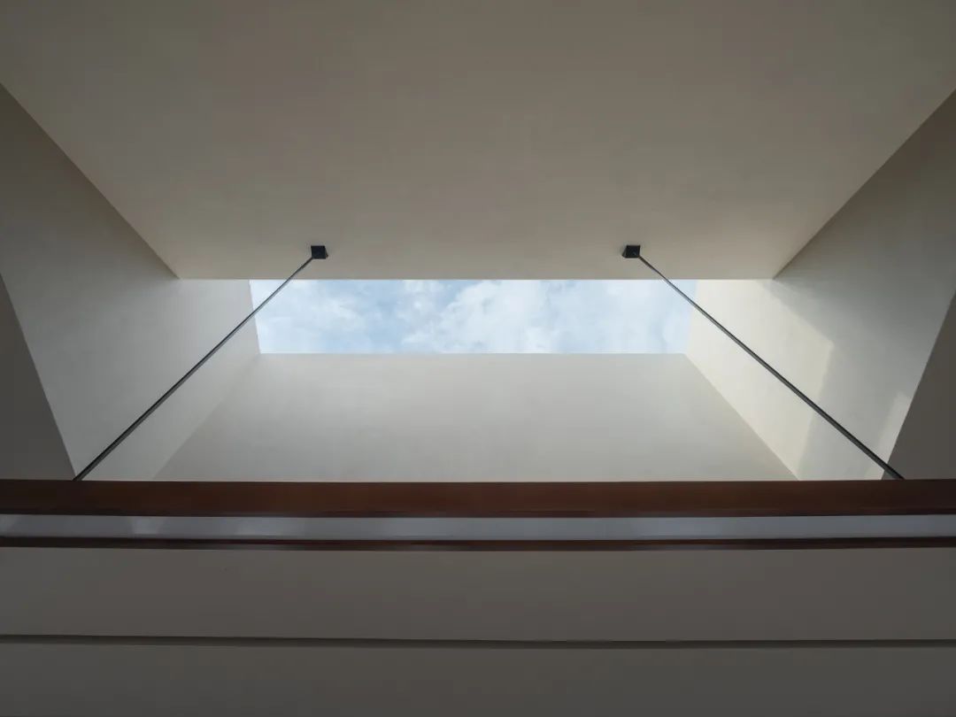 中南春风里售楼处 | 融合中西文化的现代园林空间-29