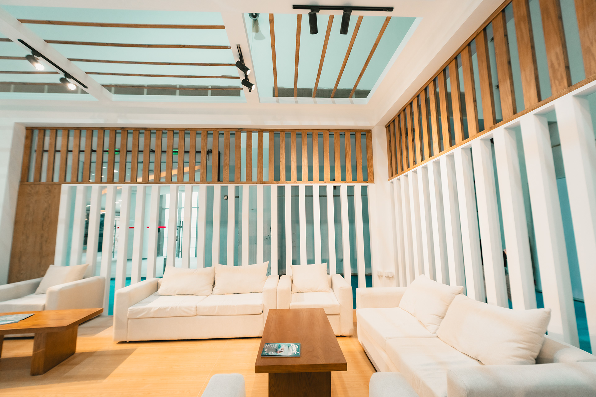 BOWFIN | Exhibition Stand Design & Brand Experience-86