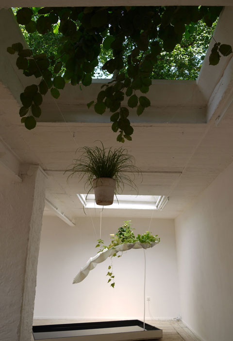 Feedscape: Interactive Installation – AWARE-15