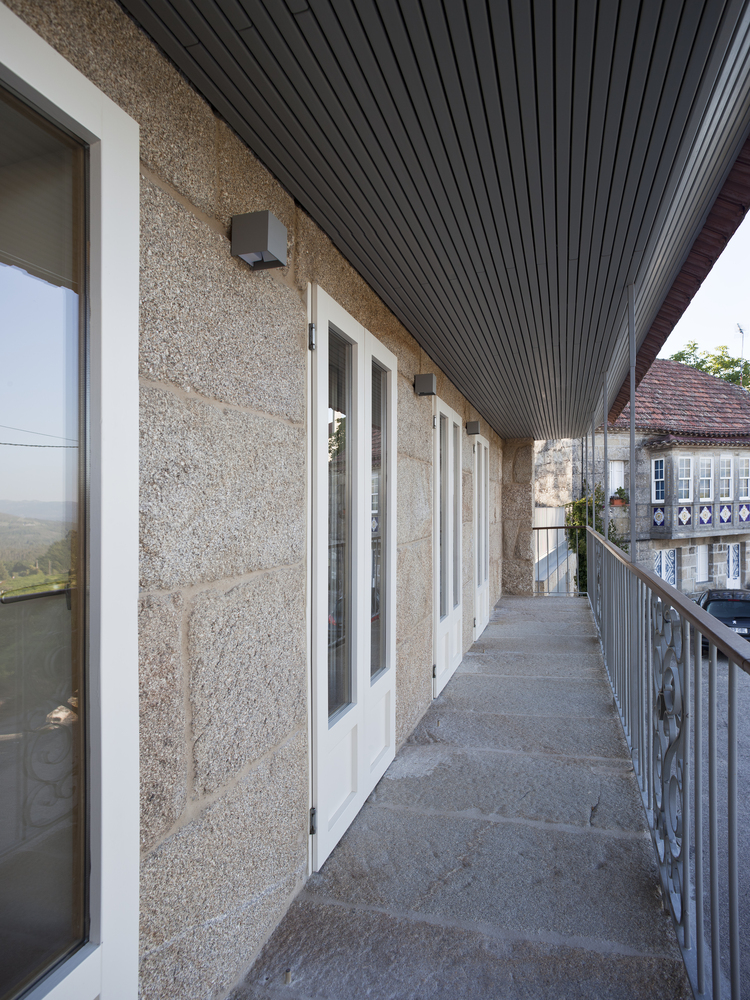 传统建筑重生,连接内外空间-54