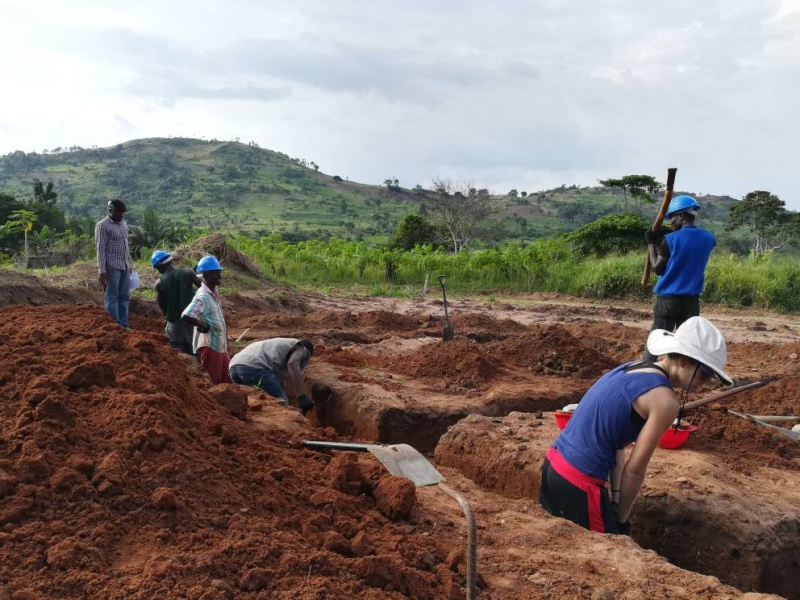 加纳达芒社区学校-45