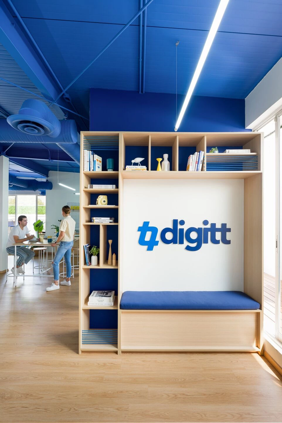 颠覆传统的金融科技公司总部设计-10