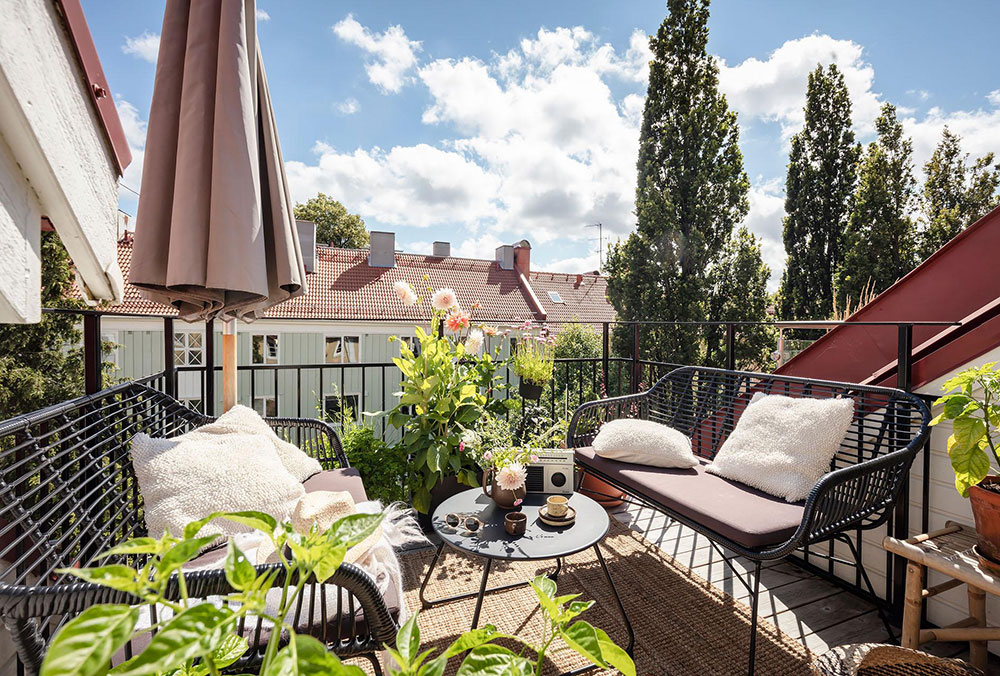 哥德堡红色沙发公寓 | 独特阁楼设计与空间利用-13