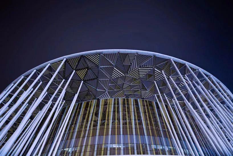 空灵无锡太湖剧院 | 竹海抽象,白柱金顶,智能算法优化结构-46